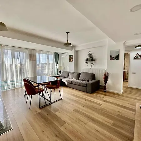 Cozy Nest Apartment *